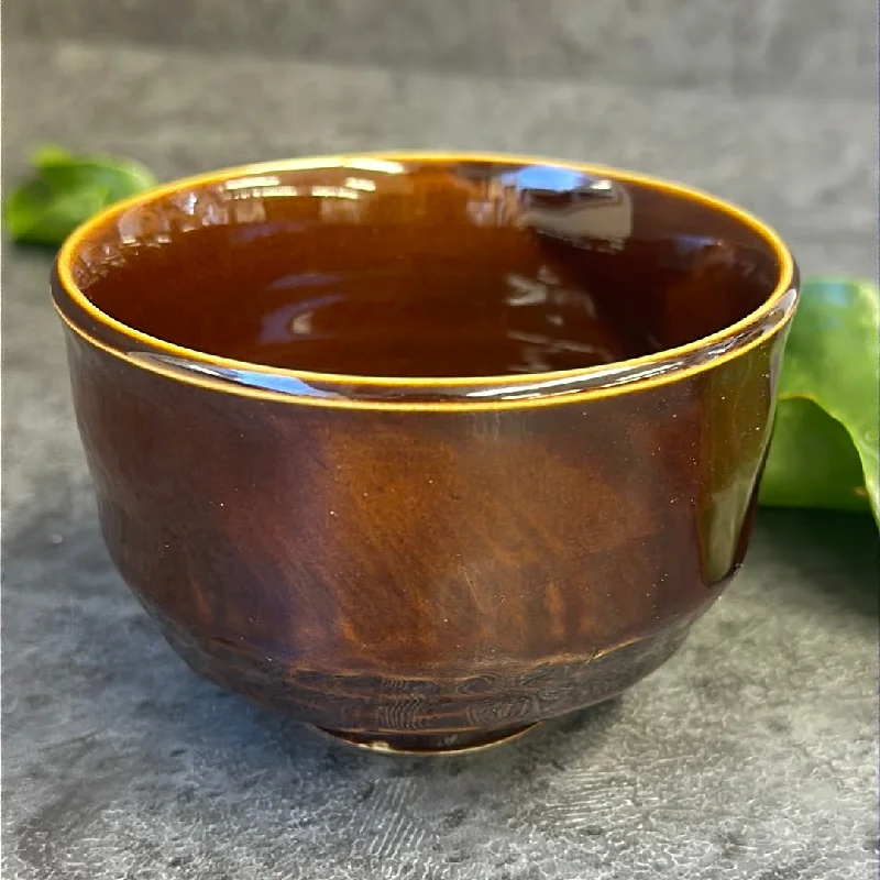 Kizoku Club: Red-Brown Mini Matcha Bowl