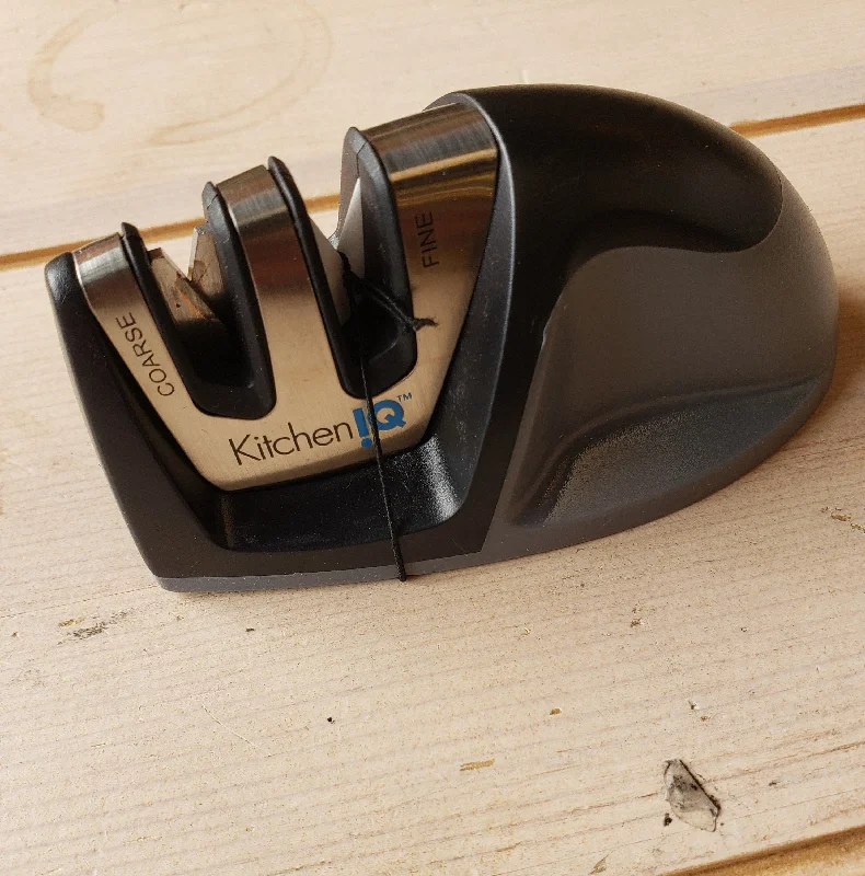 EDGE GRIP KNIFE SHARPENER