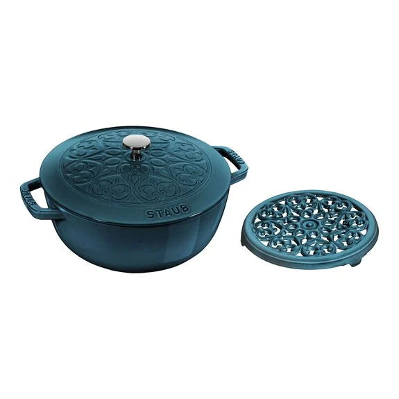 Staub 3.8 Qt Cast Iron French Oven with Lid & Trivet, Lamer*