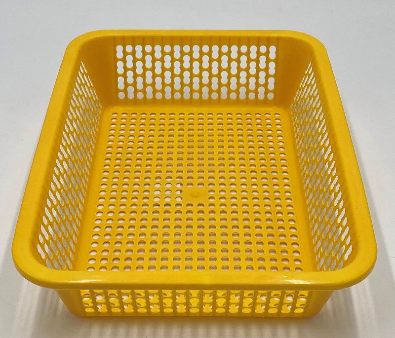 13.5"x10.25"PLASTIC BASKET