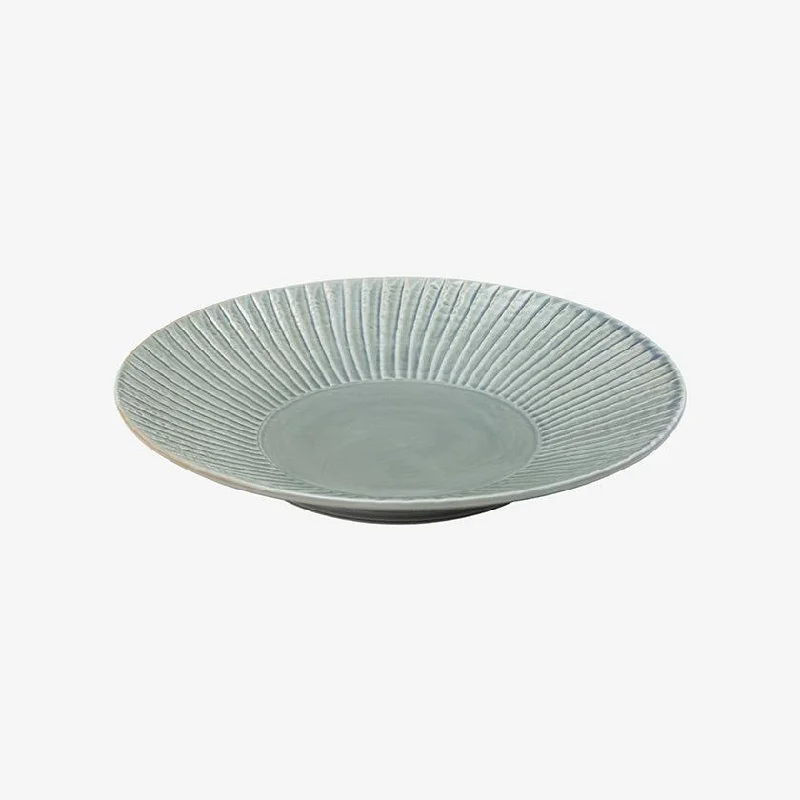 [LARGE PLATE (PLATTER)] GRASS FOREST CARVING GRAY 24CM | HASAMI WARES| SAIKAI TOKI