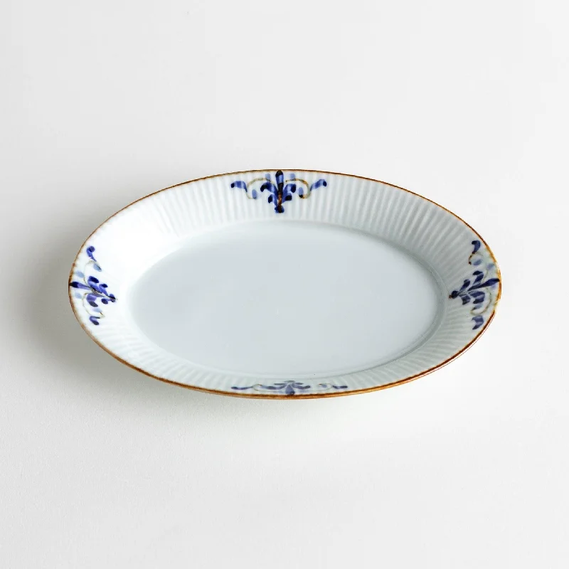 Floral Leaves Ridged Oval Dessert Plate